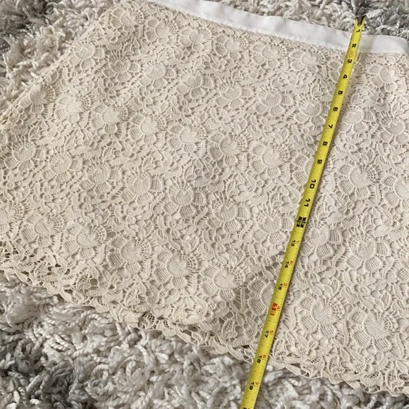 LOFT Women Skirt Lace Cream Color Size 6 - Picture 5 of 11